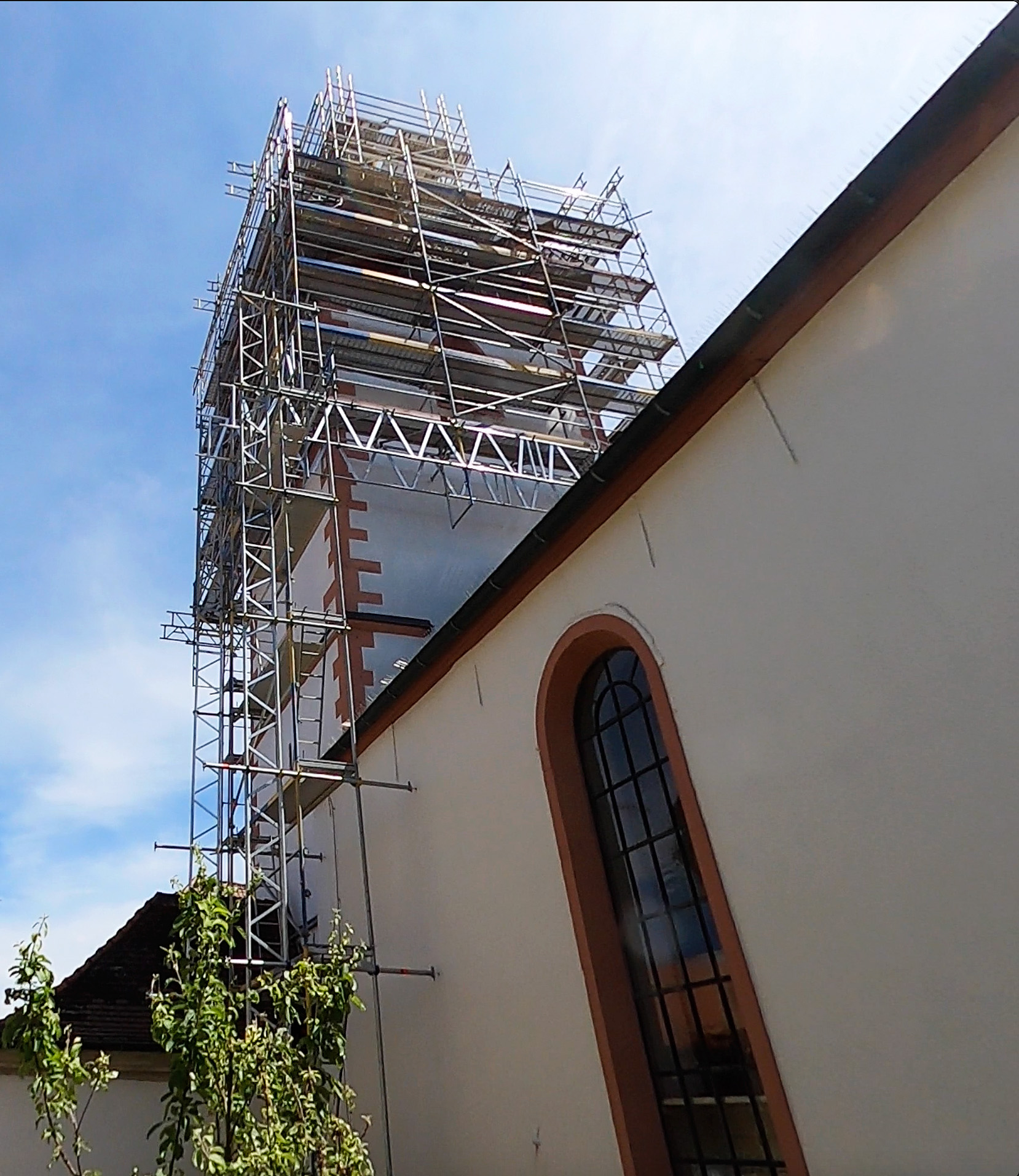 Kirchturm Repperndorf mit E-Wahner Gerüst